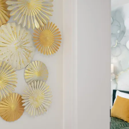 Lägenhet Bright With Spacious Balcony And Air Conditioning By Renters