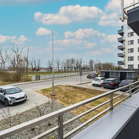 Lägenhet Bright With Spacious Balcony And Air Conditioning By Renters Rzeszów